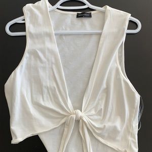 Hollywood botique twist tank top, size medium
